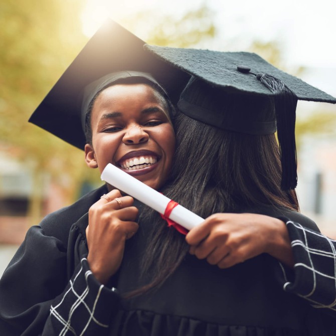 Conheça o que é o diploma digital